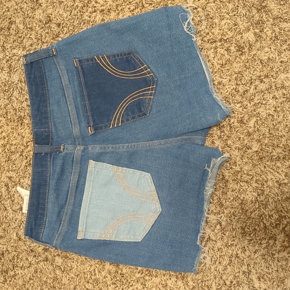 Hollister women's blue mulitonal curvy high rise 3" cut off shorts - Picture 9 of 9